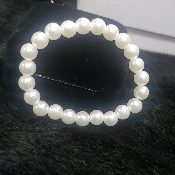 Pearl Bracelet - Picture 5 of 5